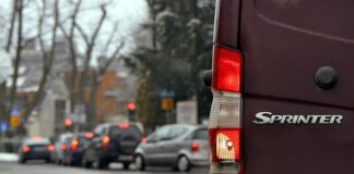 Jak ruszyć autem pod górkę? Jak ruszyć autem pod górkę?